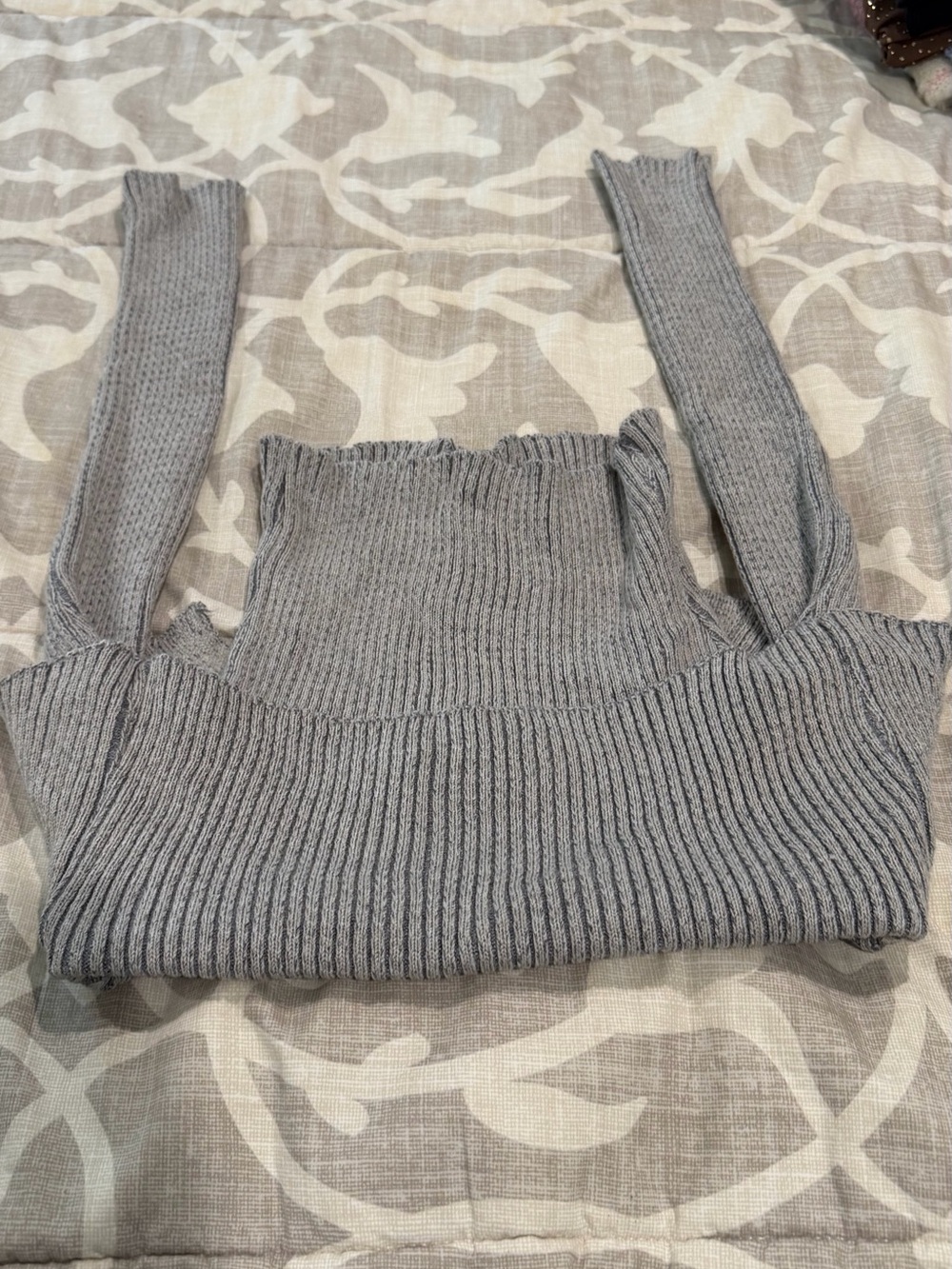 PrettyLittleThing Ribbed Knit Two-Piece Set in Gray - Picture 3 of 4